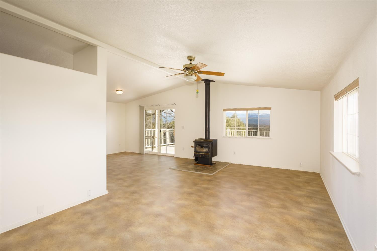 4359 Alamo Creek Road Mariposa, CA 95338 - Photo 23 of 61