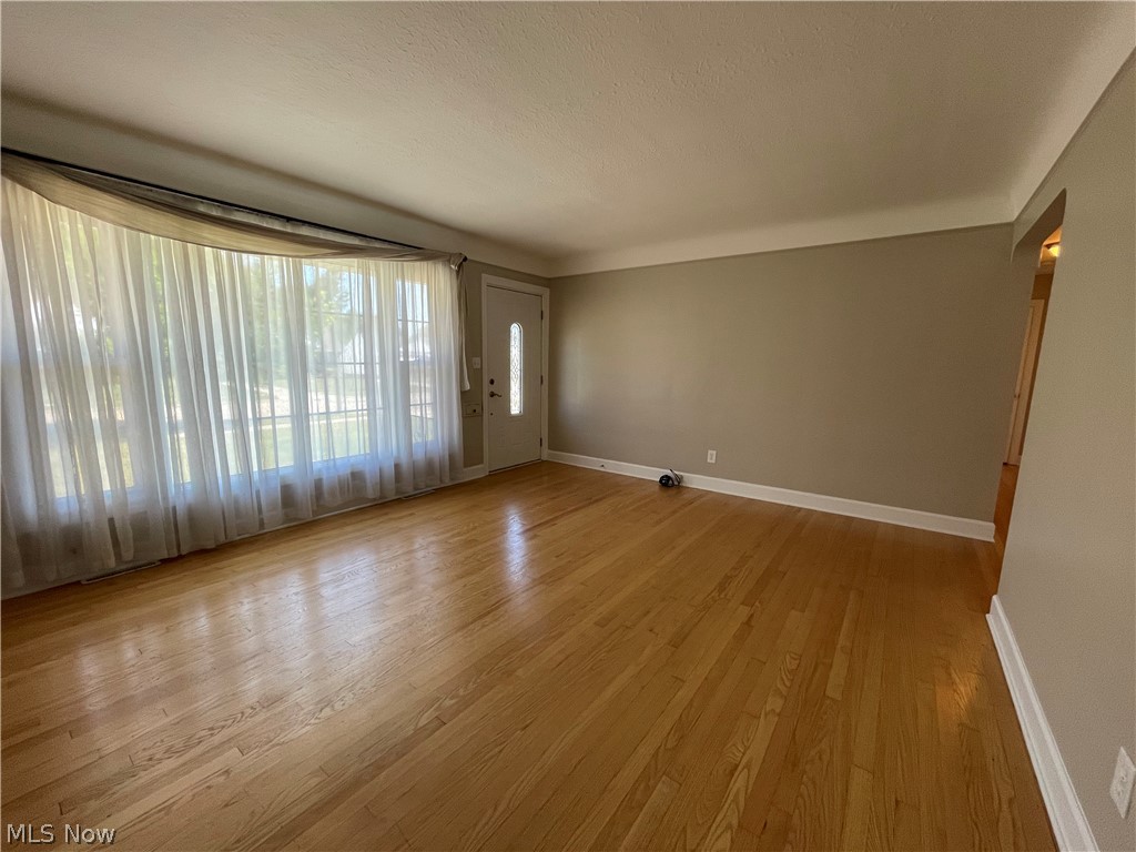 1814 Rush Road Wickliffe, OH 44092 - Photo 8 of 33 Gallery Image 8
