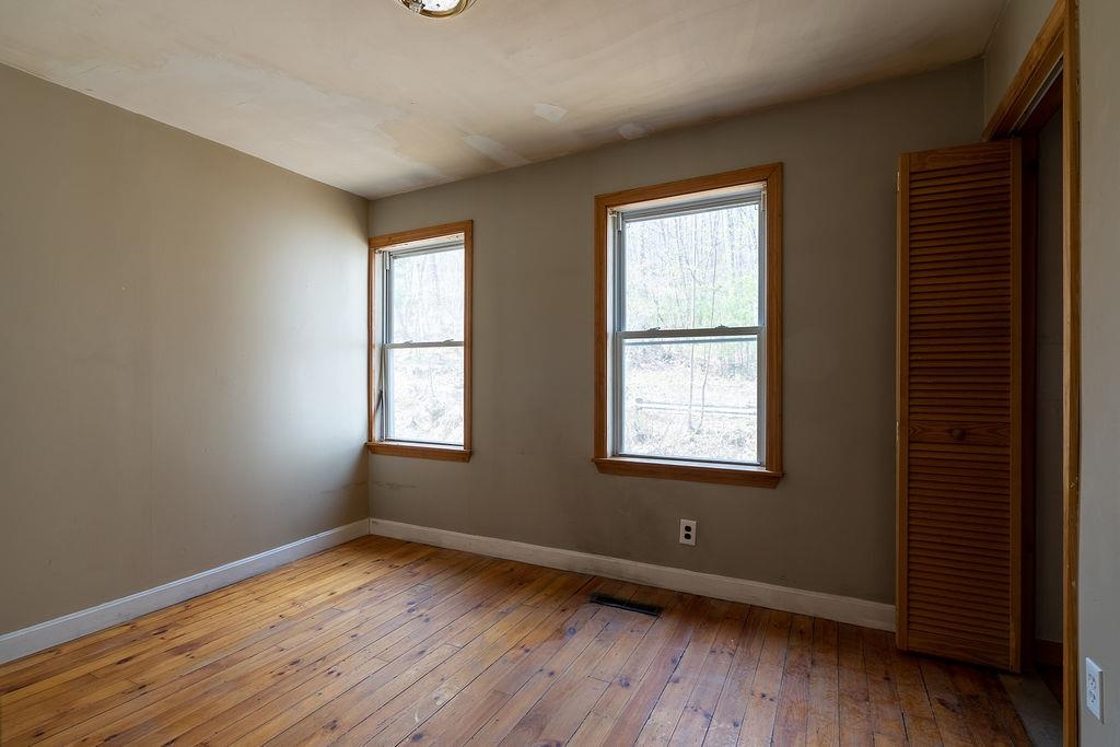 373 Catamount Road Northwood, NH 03261 - Photo 24 of 38