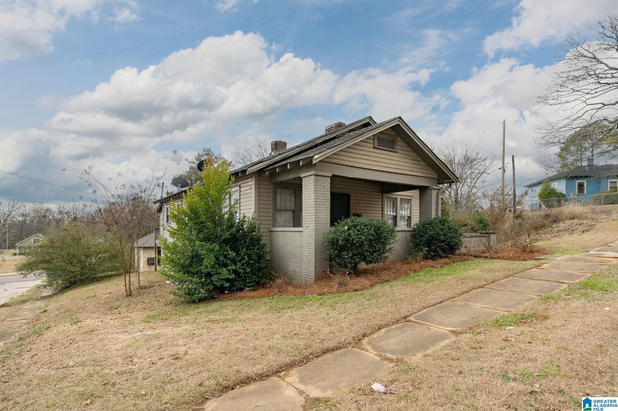 2645 24th Street Southwest Birmingham, AL 35211 - Photo 2 of 21