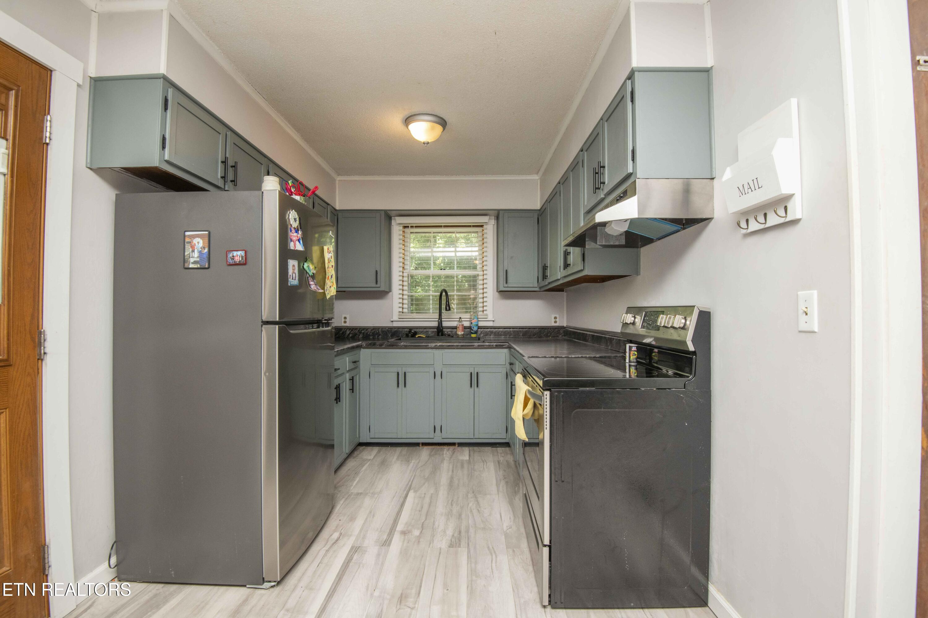 339 Cofer Circle Harriman, TN 37748 - Photo 19 of 53 kitchen 8_1