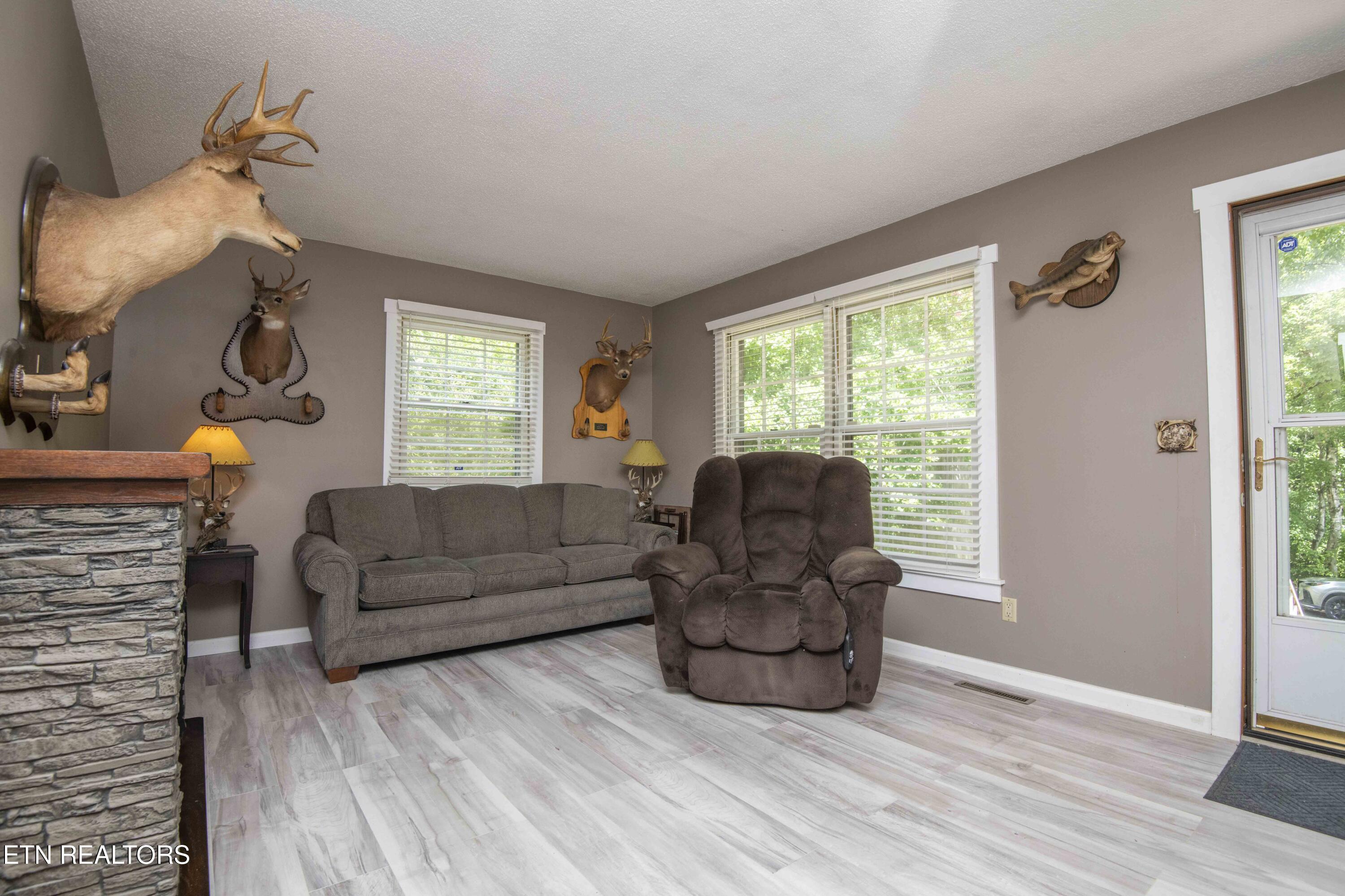 339 Cofer Circle Harriman, TN 37748 - Photo 24 of 53 living 4_1