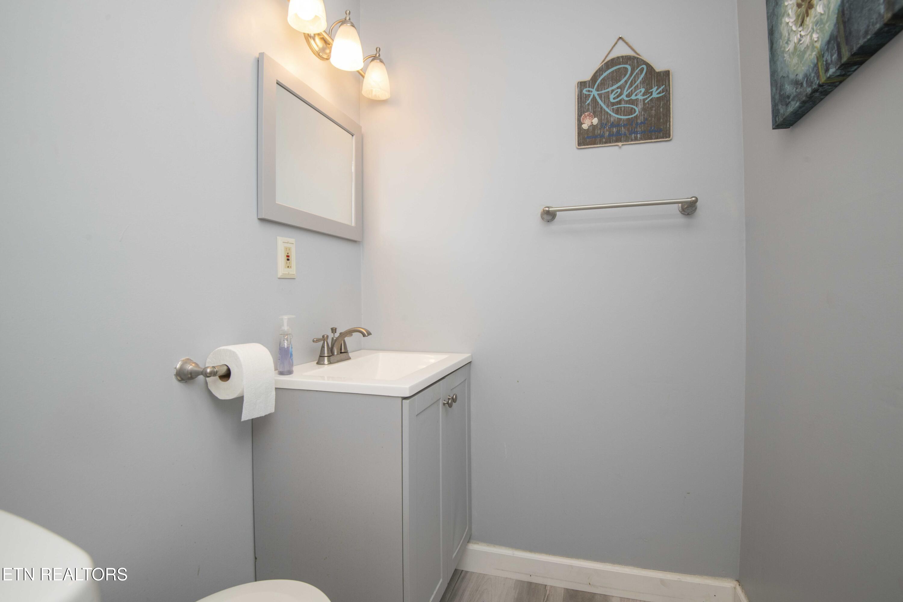 339 Cofer Circle Harriman, TN 37748 - Photo 26 of 53 master bath_1