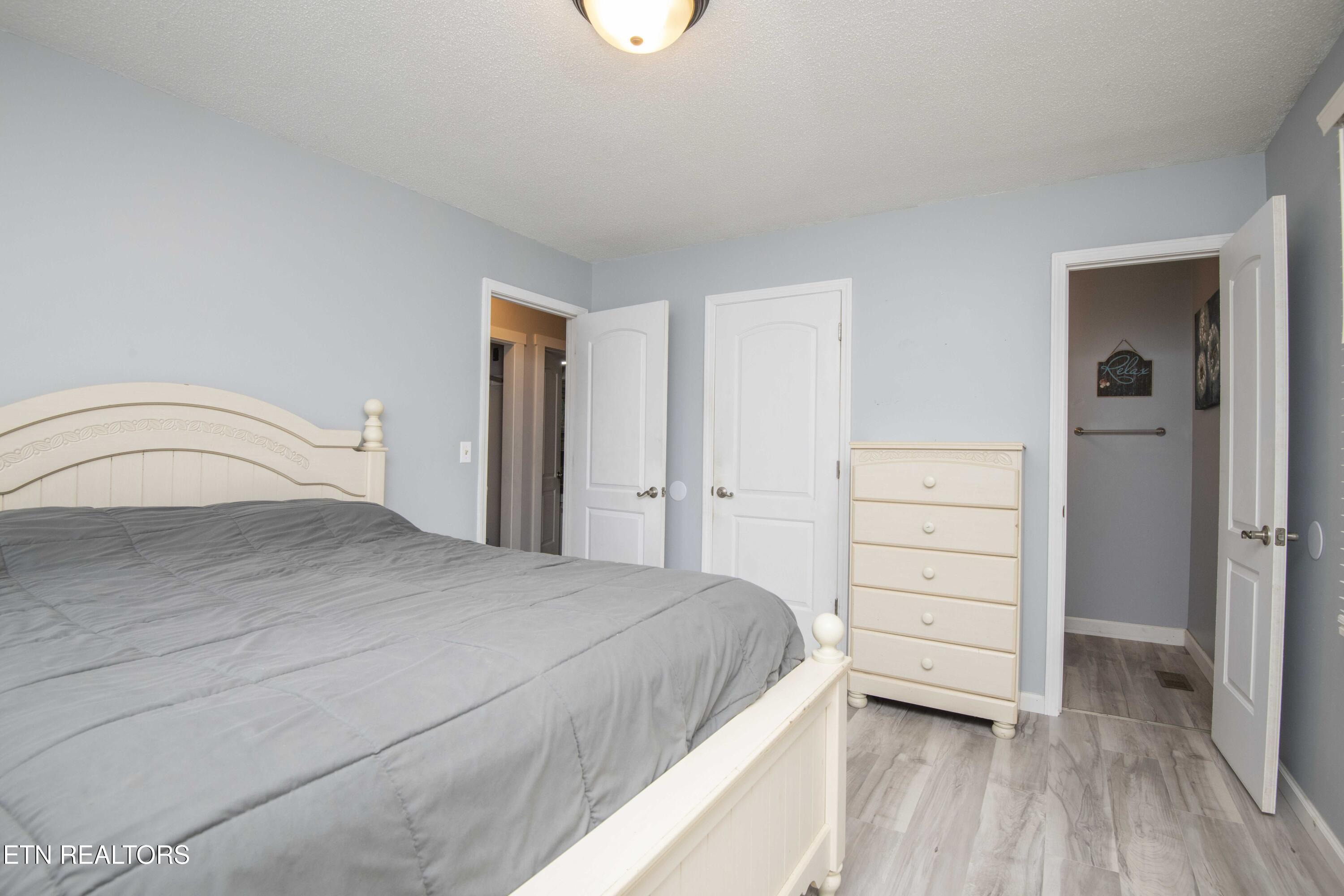 339 Cofer Circle Harriman, TN 37748 - Photo 28 of 53 master bed 2_1