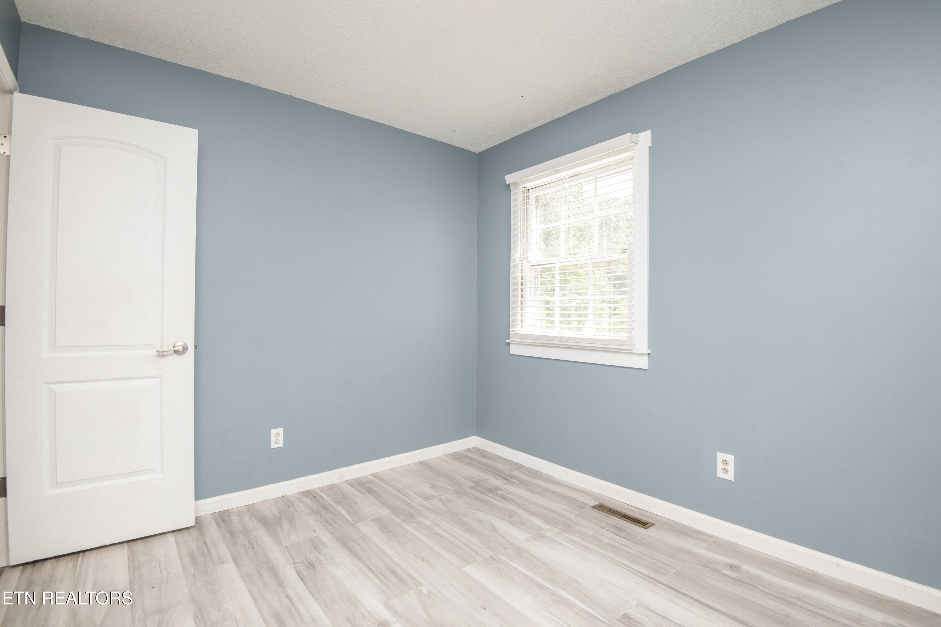 339 Cofer Circle Harriman, TN 37748 - Photo 35 of 53 second bed 1_1