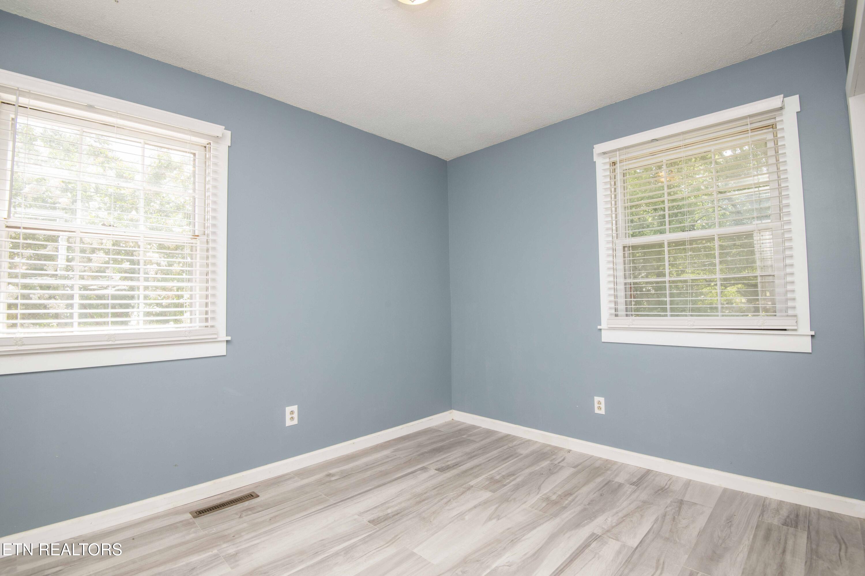 339 Cofer Circle Harriman, TN 37748 - Photo 38 of 53 second bed_1