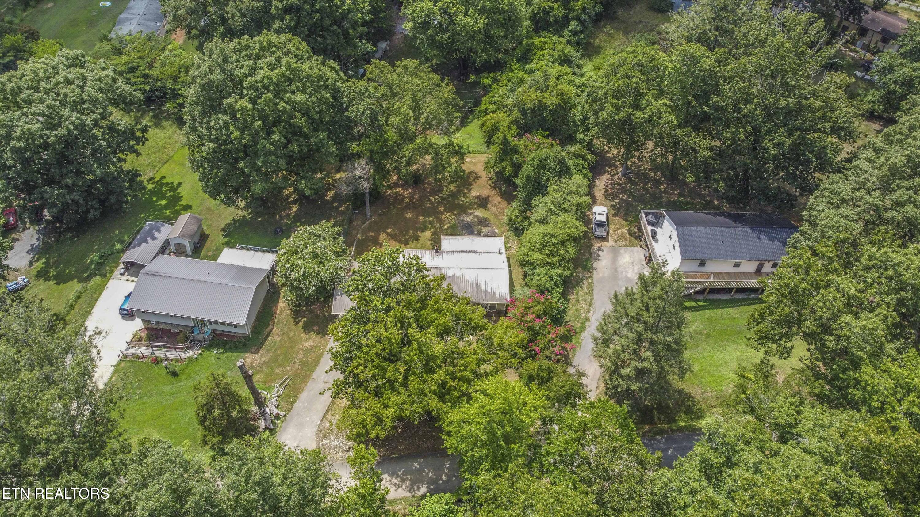 339 Cofer Circle Harriman, TN 37748 - Photo 6 of 53 drone 1_1