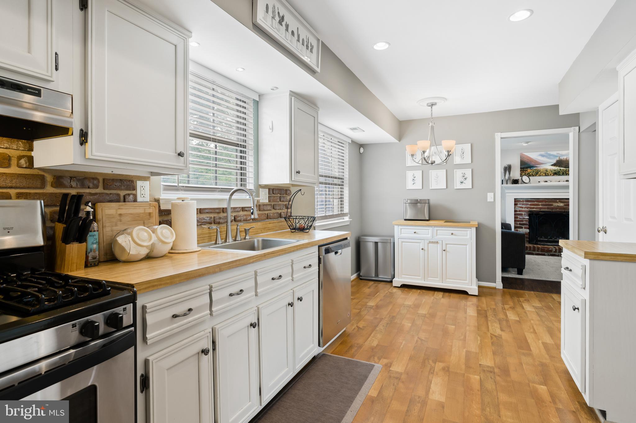9 Euston Road Marlton, NJ 08053 - Photo 17 of 32 Gallery Image 17