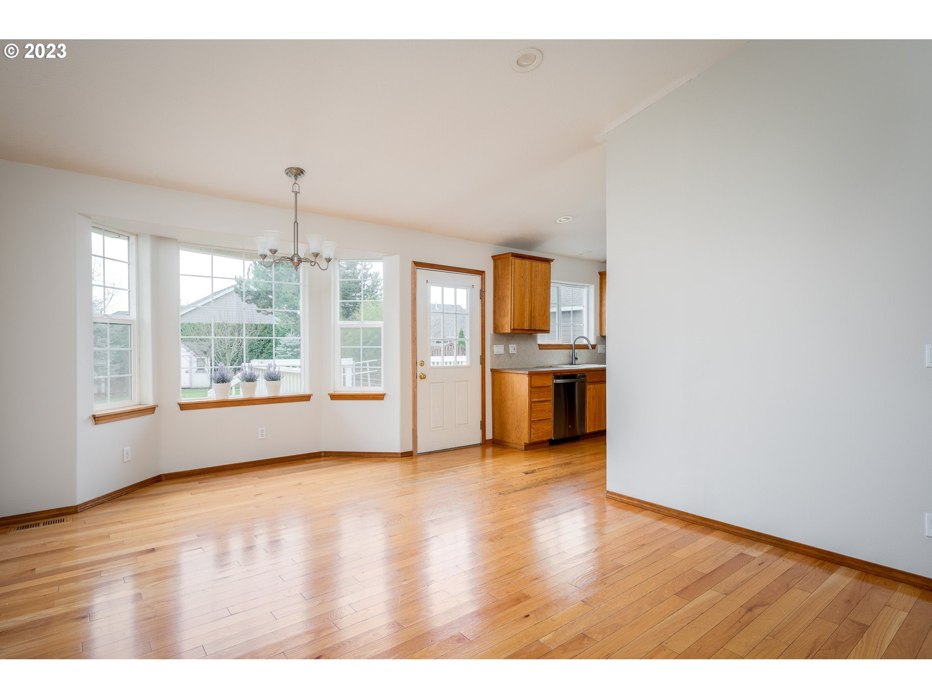 11838 Partlow Road Oregon City, OR 97045 - Photo 14 of 48 Gallery Image 14