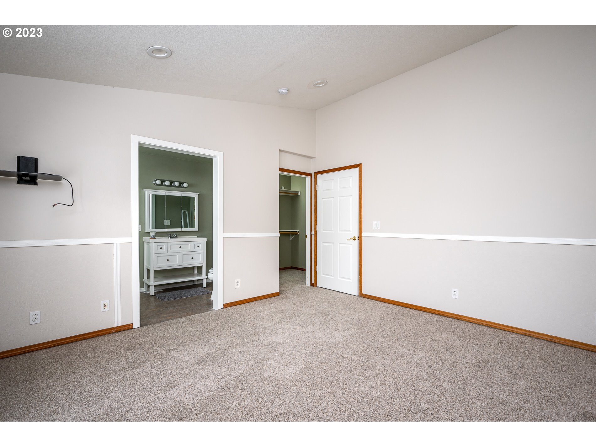 11838 Partlow Road Oregon City, OR 97045 - Photo 23 of 48 Gallery Image 23