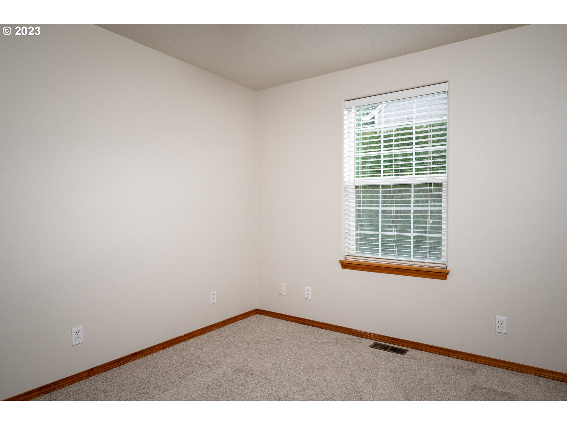11838 Partlow Road Oregon City, OR 97045 - Photo 27 of 48 Gallery Image 27