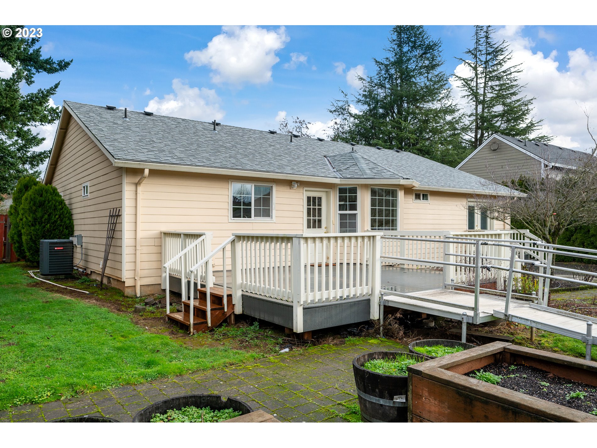 11838 Partlow Road Oregon City, OR 97045 - Photo 43 of 48 Gallery Image 43