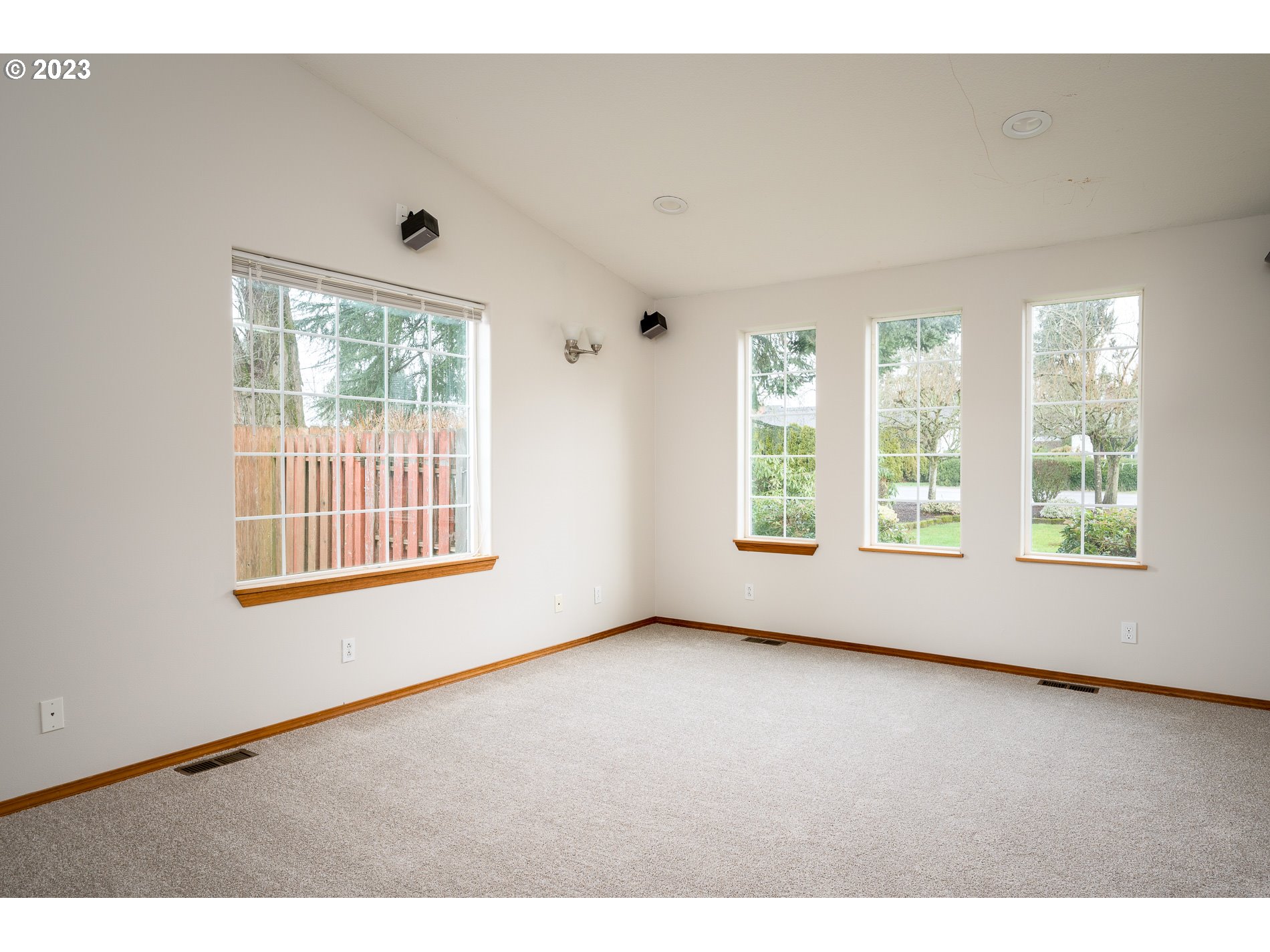 11838 Partlow Road Oregon City, OR 97045 - Photo 9 of 48 Gallery Image 9