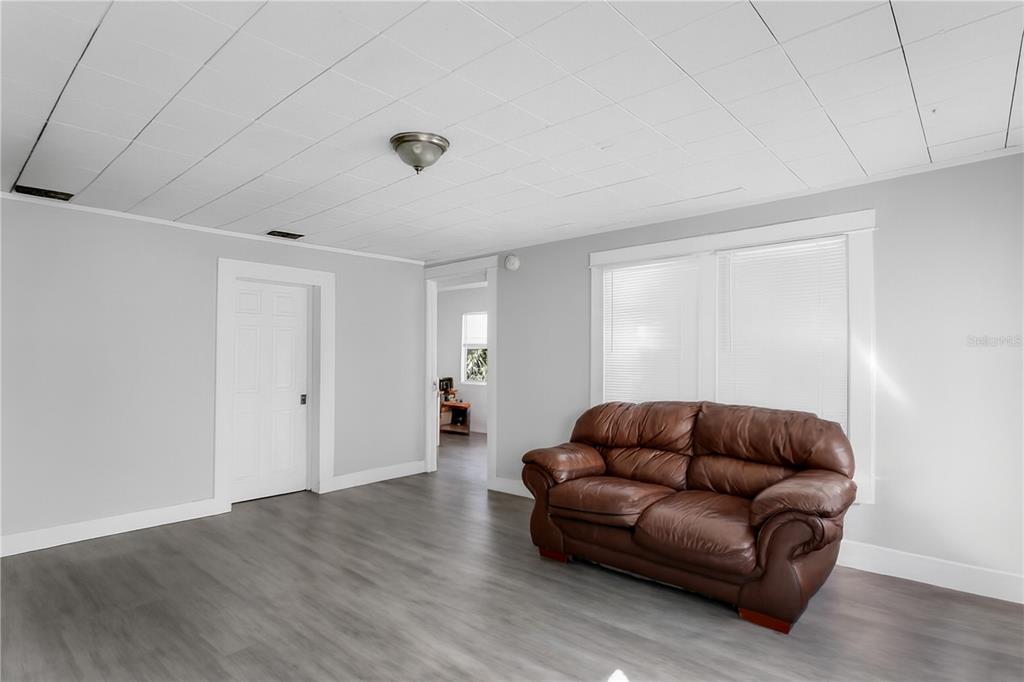 4103 North Howard Avenue Tampa, FL 33607 - Photo 2 of 9