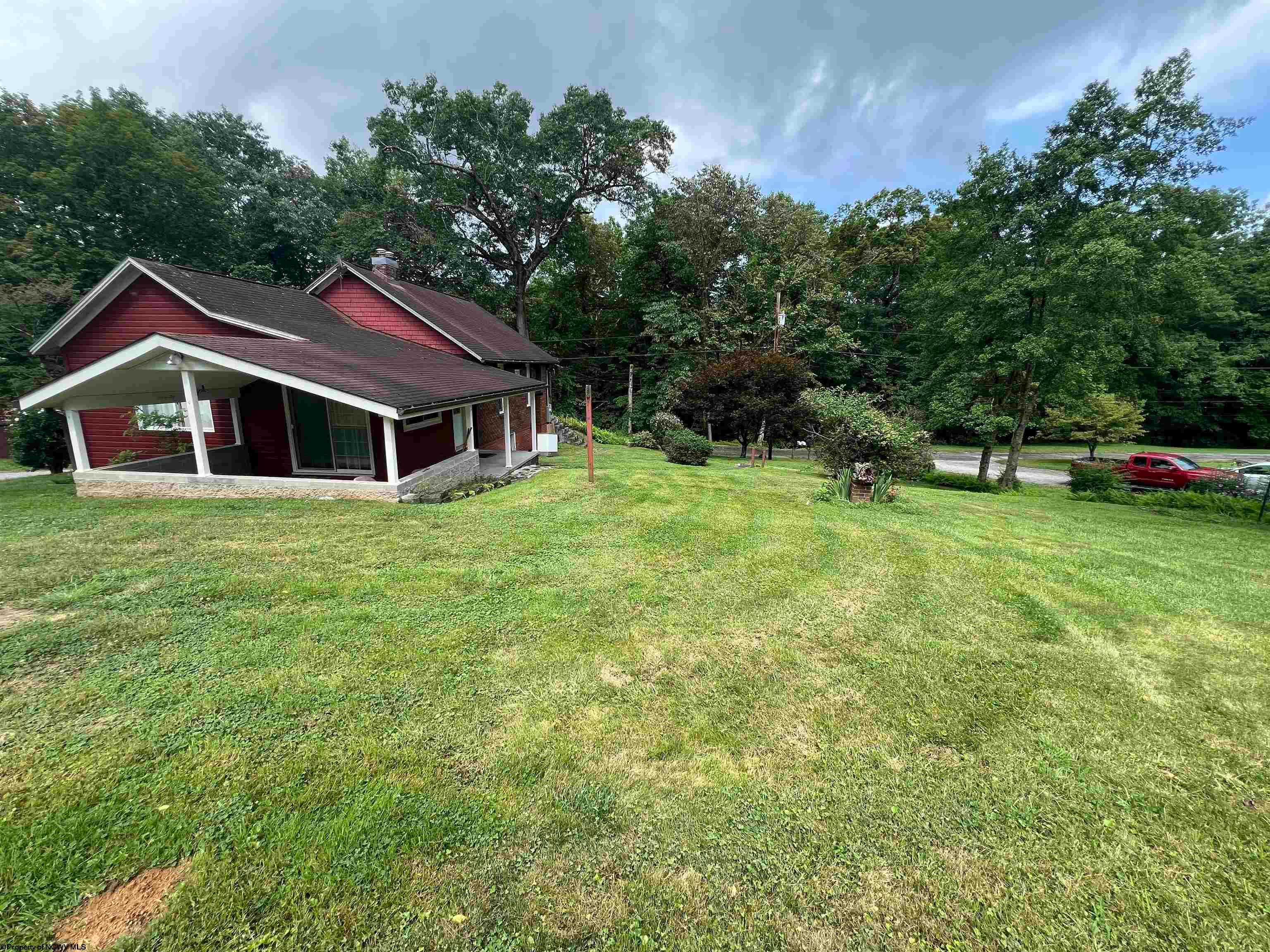 34 Guyses Run Road Fairmont, WV 26554 - Photo 3 of 20 Gallery Image 3