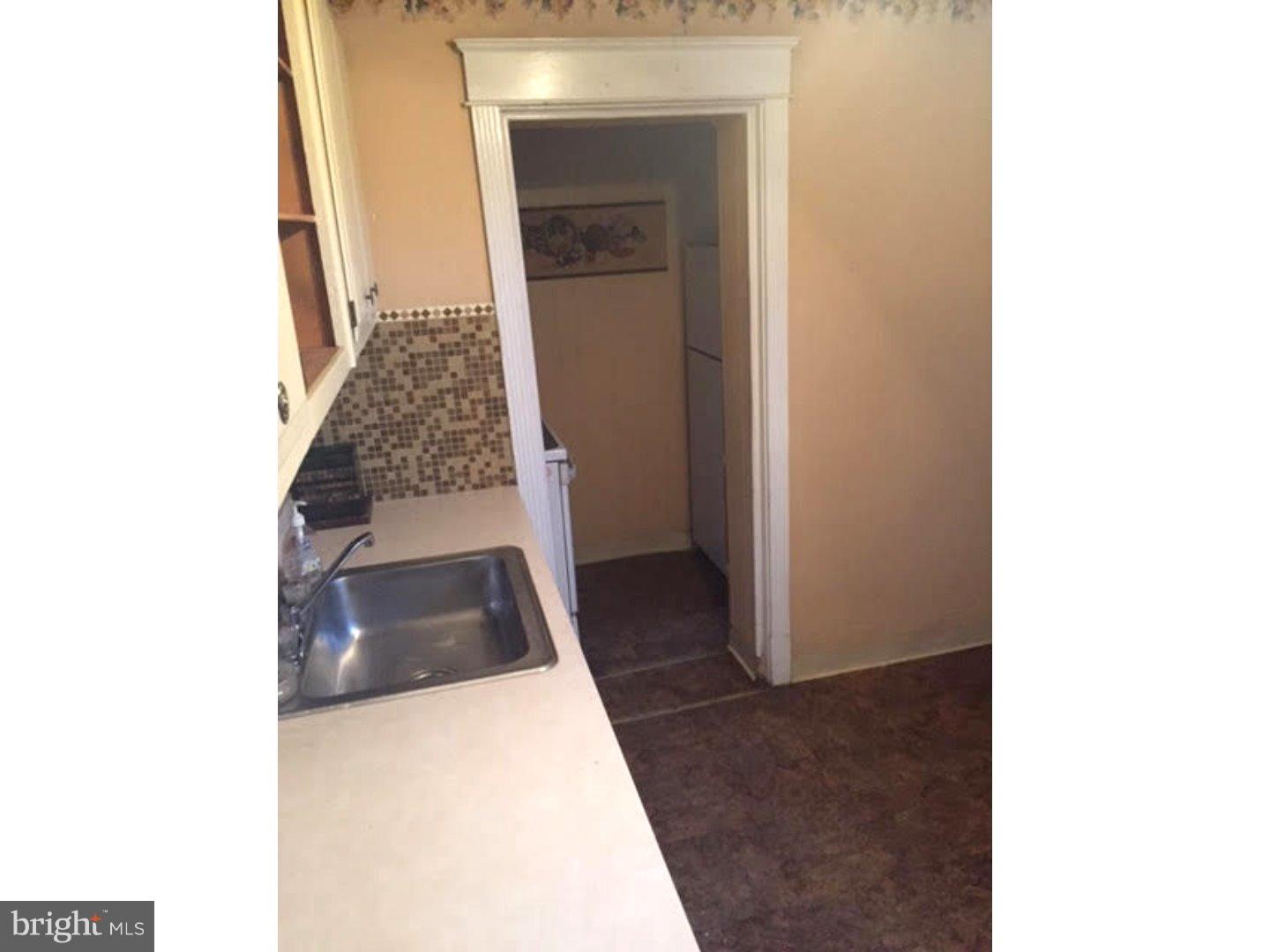 6903 Guilford Road Upper Darby, PA 19082 - Photo 8 of 25