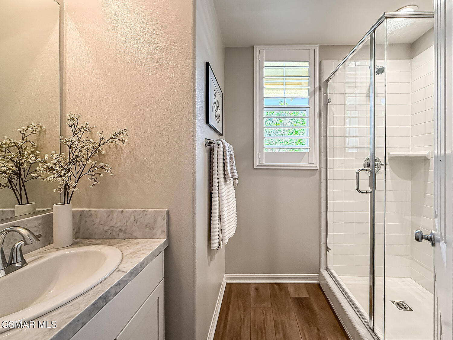 230 Stonegate Road Camarillo, CA 93010 - Photo 14 of 43 cGuest Bedroom1 and Bath4