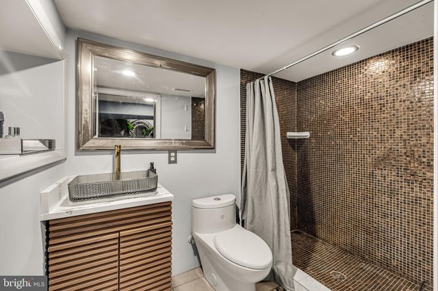 $750,000 | 118 Todd Place Northeast, Washington, DC 20002