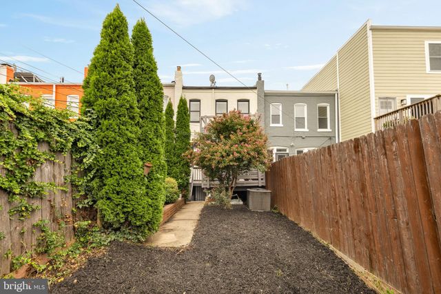 $750,000 | 118 Todd Place Northeast, Washington, DC 20002