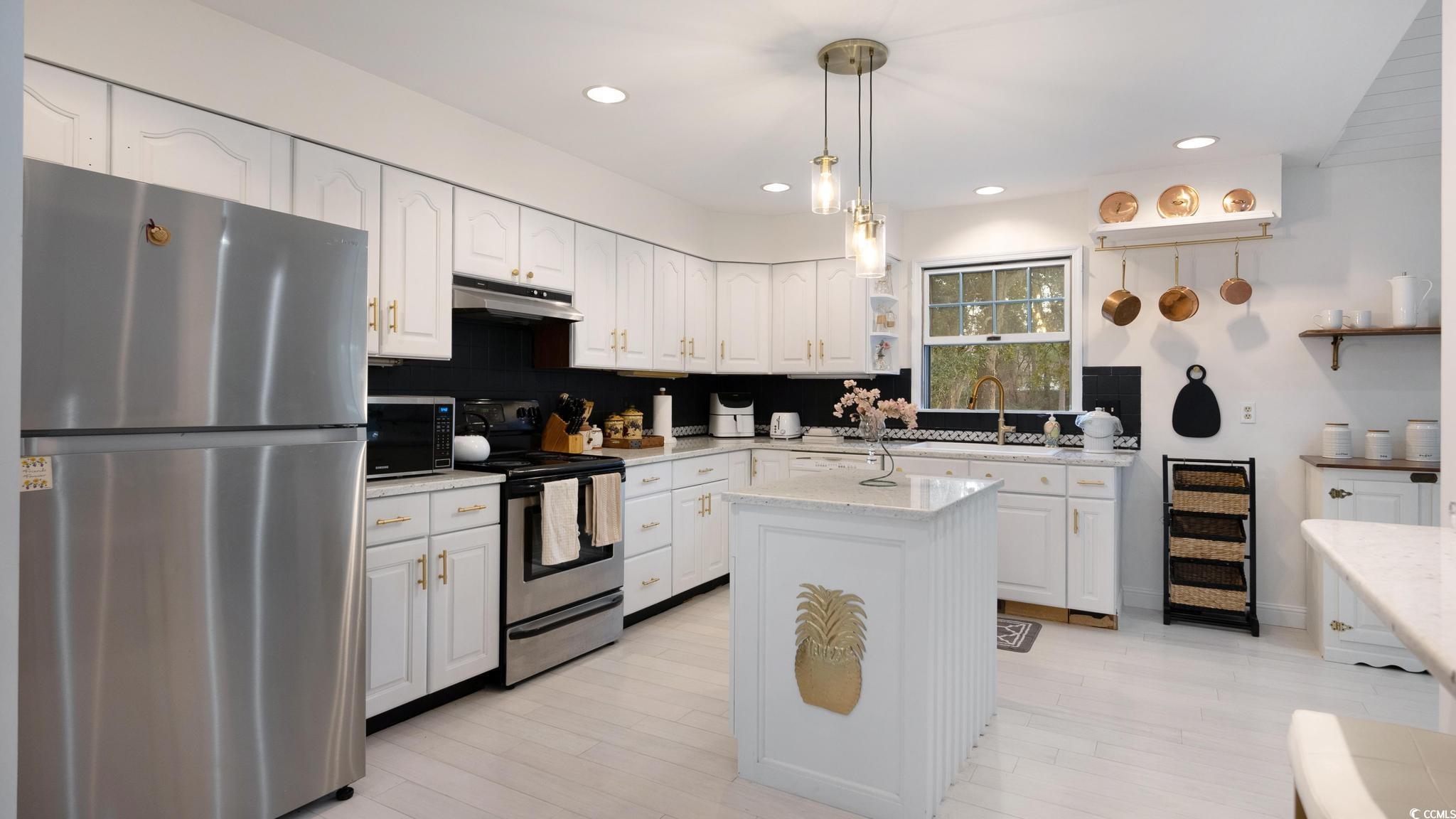 2440 Wedgefield Georgetown, SC 29440 - Photo 8 of 37 Gallery Image 8