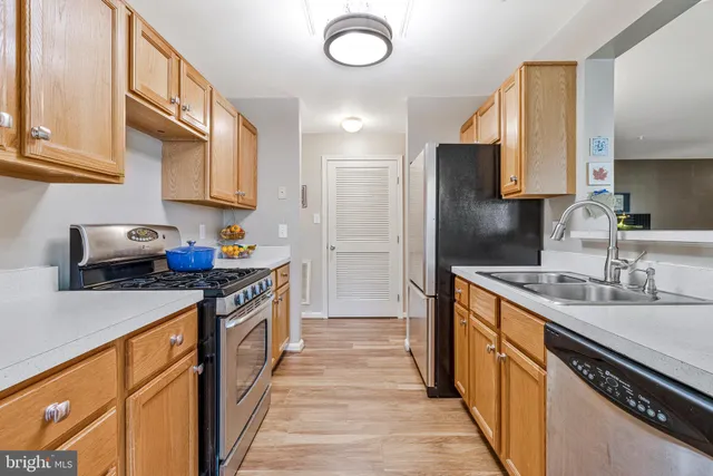 $365,000 | 7525 Snowpea Court, Unit 87, Alexandria, VA 22306