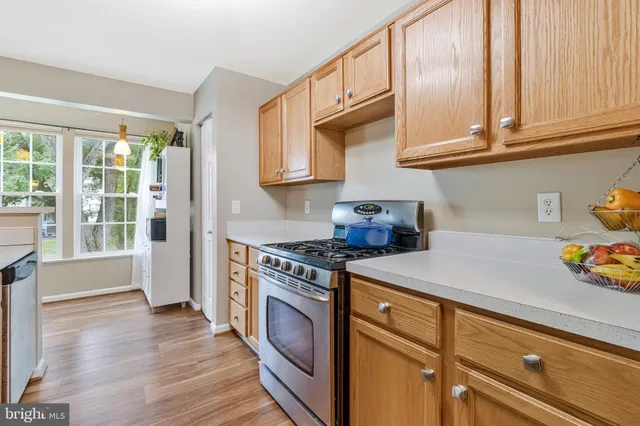 $365,000 | 7525 Snowpea Court, Unit 87, Alexandria, VA 22306