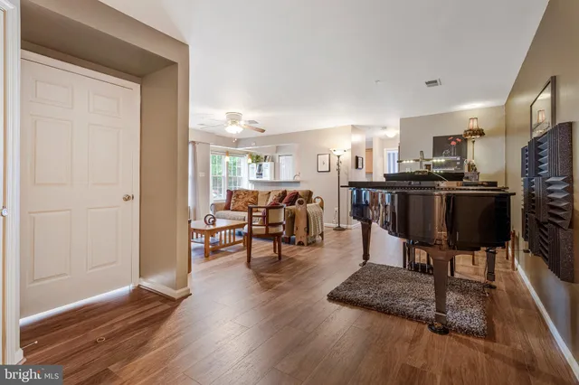 $365,000 | 7525 Snowpea Court, Unit 87, Alexandria, VA 22306