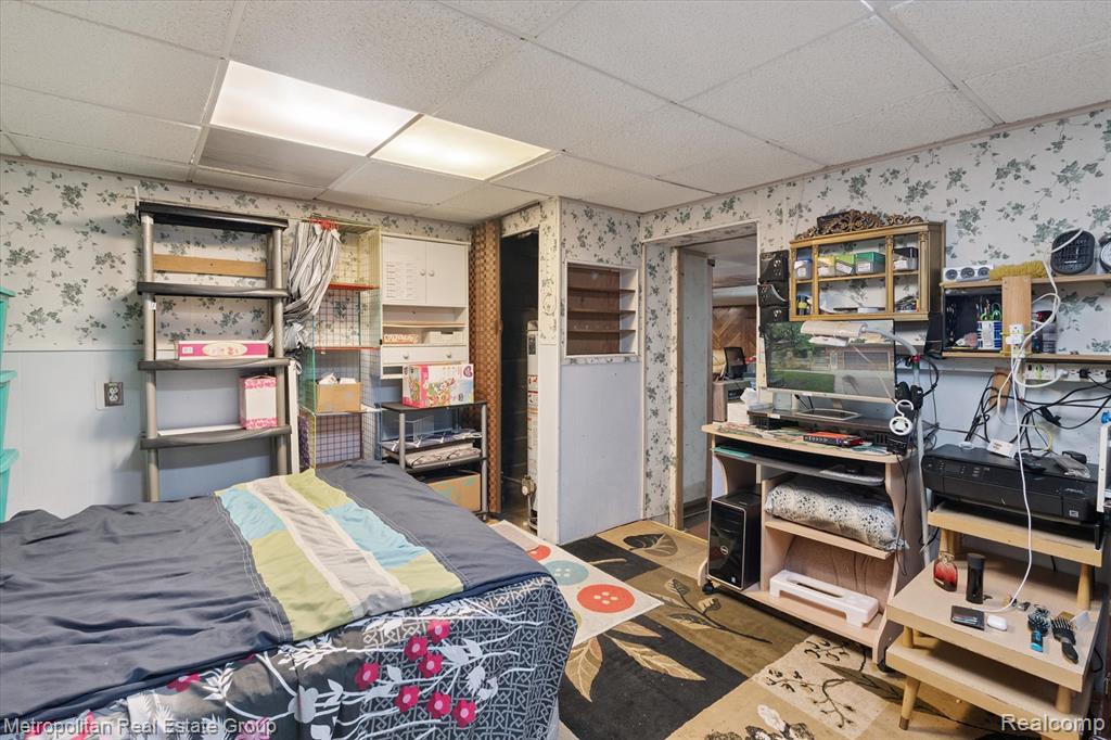 4529 Frazho Road Warren, MI 48091 - Photo 30 of 47