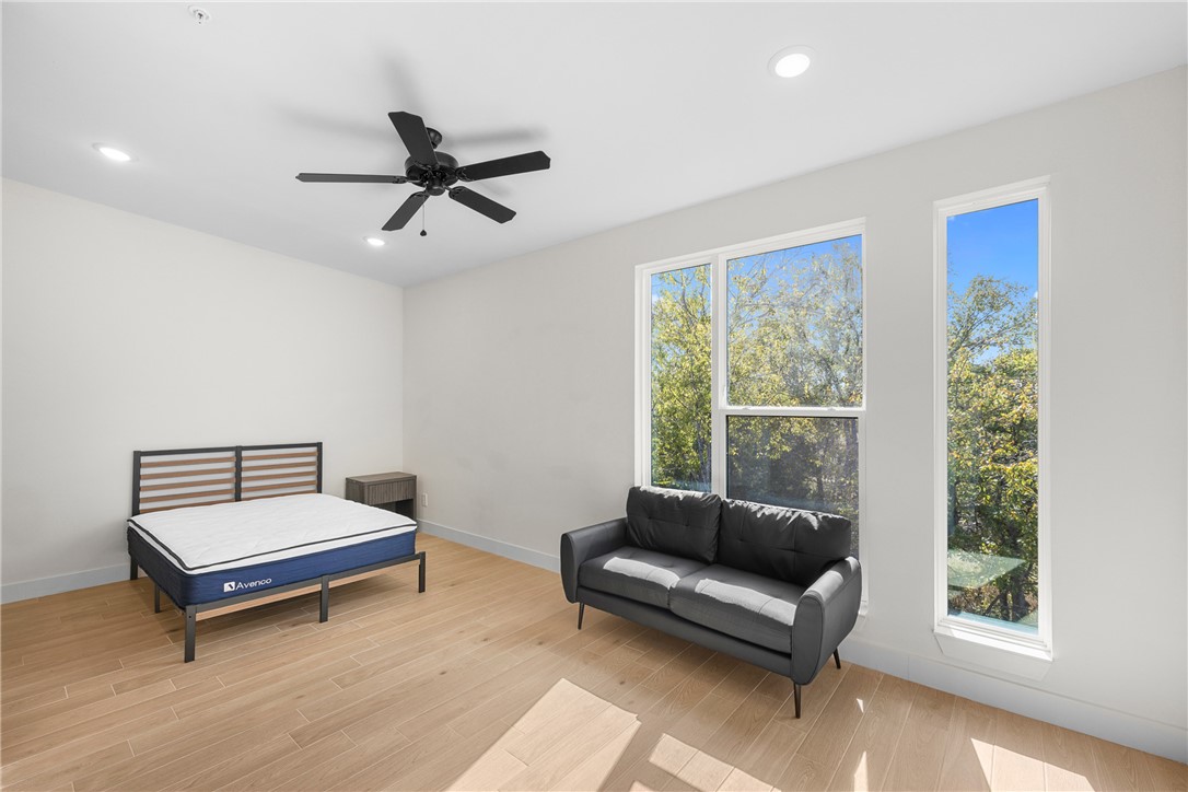 2539 East Villa Maria Road, Unit 1301 Bryan, TX 77802 - Photo 21 of 33