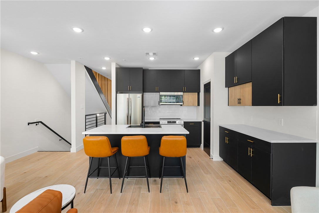 2539 East Villa Maria Road, Unit 1301 Bryan, TX 77802 - Photo 8 of 33