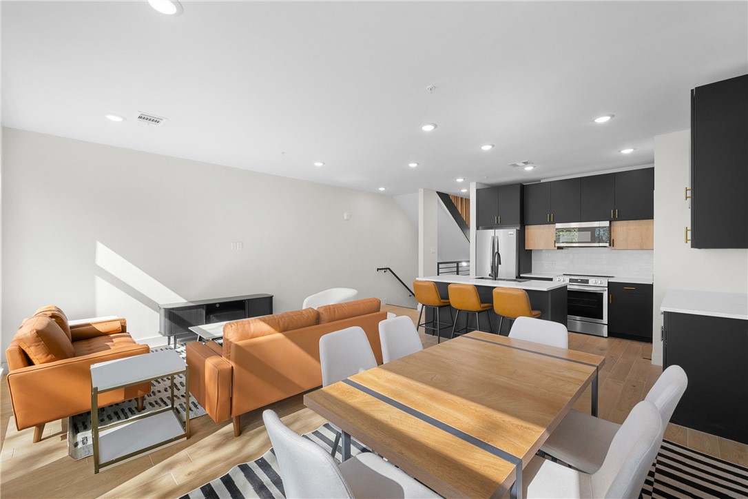 2539 East Villa Maria Road, Unit 1301 Bryan, TX 77802 - Photo 9 of 33