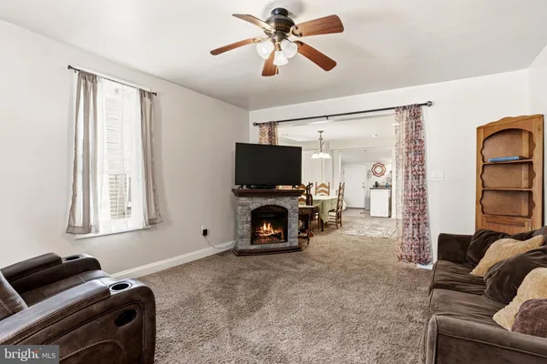 $180,000 | 125 Market Street, New Cumberland, PA 17070