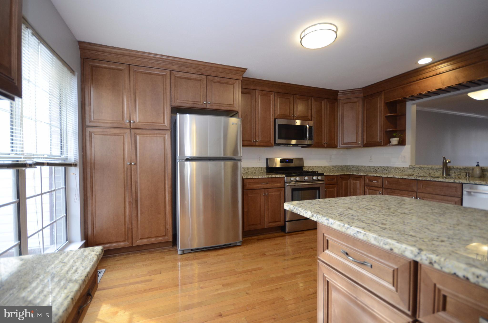 2351 Cold Meadow Way Silver Spring, MD 20906 - Photo 5 of 19 Kitchen