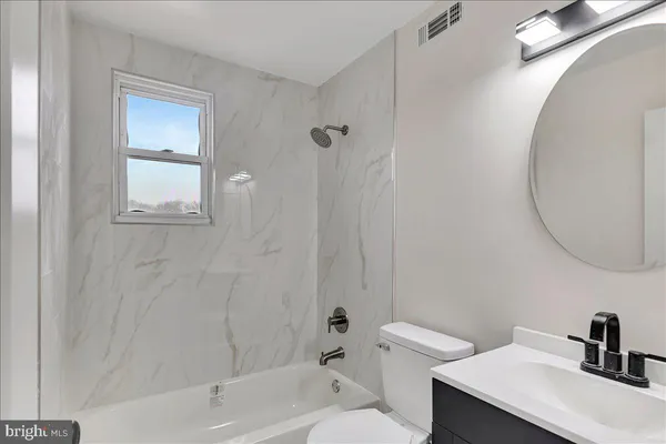 $274,900 | 302 Endsleigh Avenue, Middle River, MD 21220