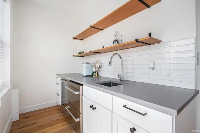 $799,000 | 120 South Niles Avenue, South Bend, IN 46617