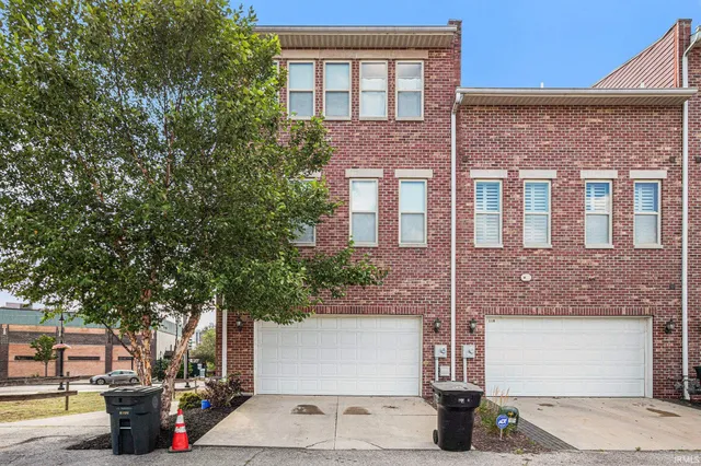 $799,000 | 120 South Niles Avenue, South Bend, IN 46617