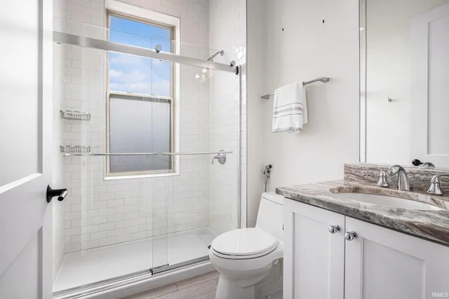 $799,000 | 120 South Niles Avenue, South Bend, IN 46617