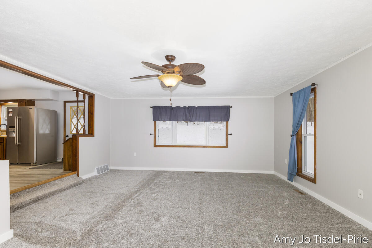 8411 Spring Road Northwest Stanton, MI 48888 - Photo 14 of 20 8411-Spring_014