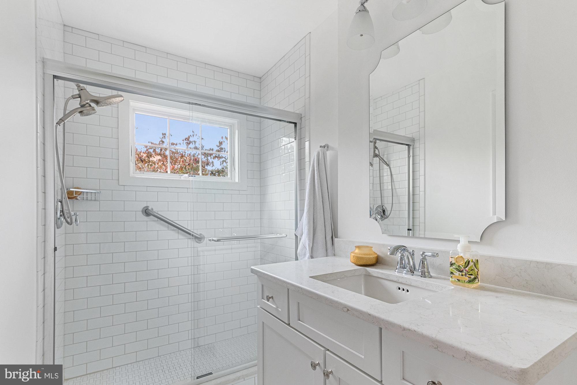 1229 Kensington Road McLean, VA 22101 - Photo 15 of 55 Gallery Image 15