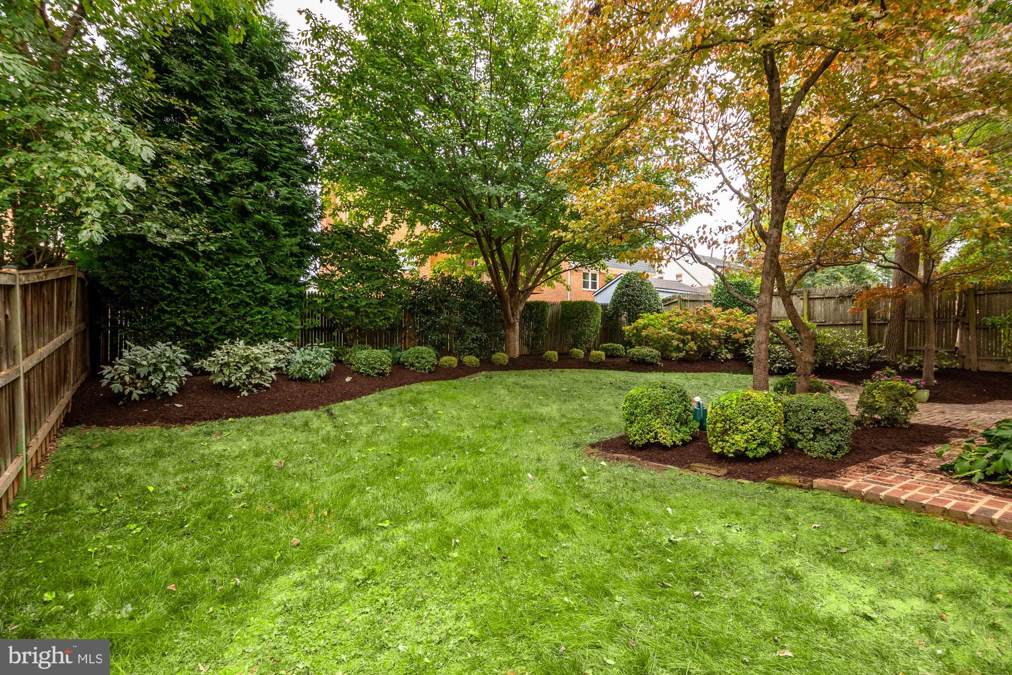 1229 Kensington Road McLean, VA 22101 - Photo 19 of 55 Gallery Image 19