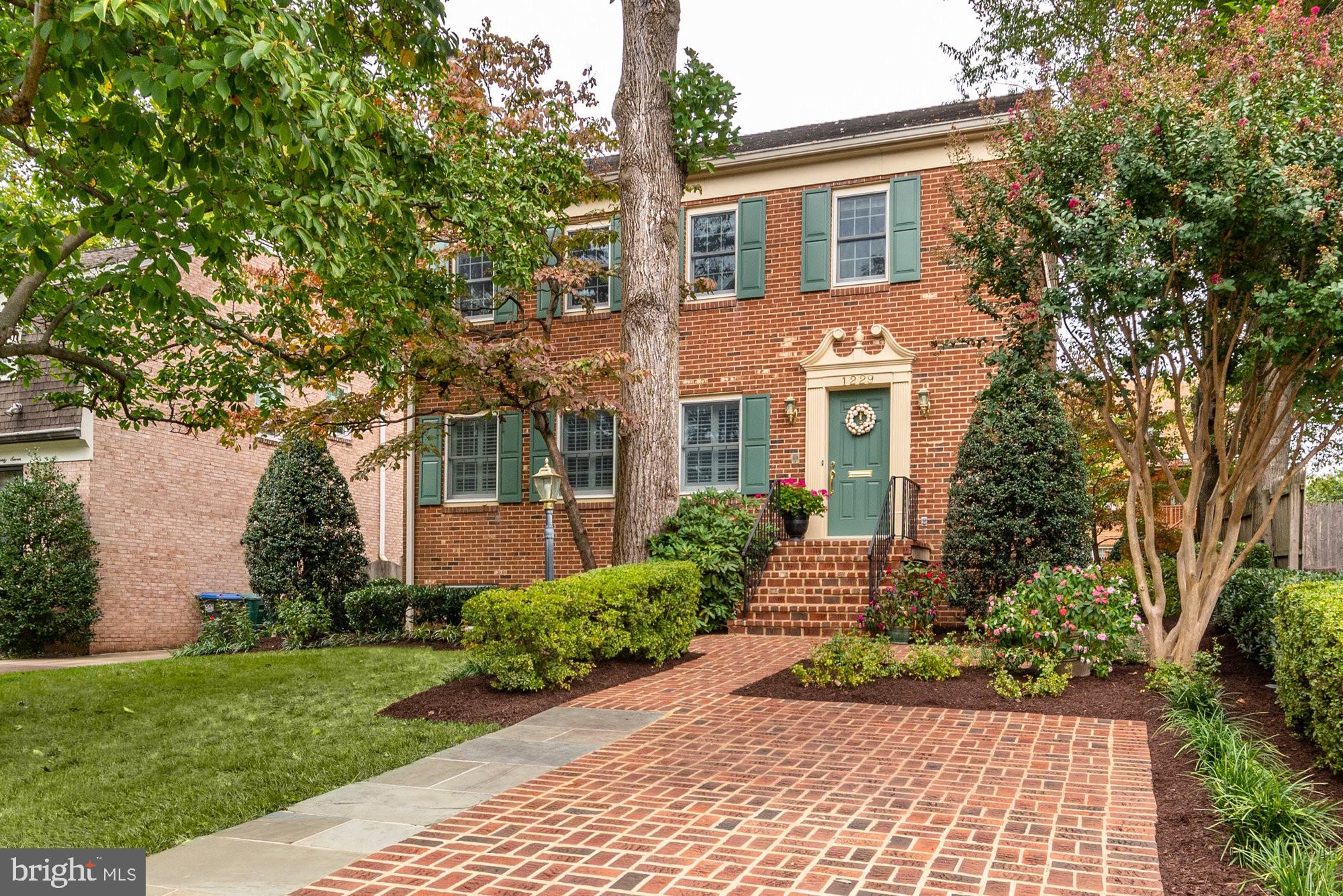 1229 Kensington Road McLean, VA 22101 - Photo 23 of 55 Gallery Image 23