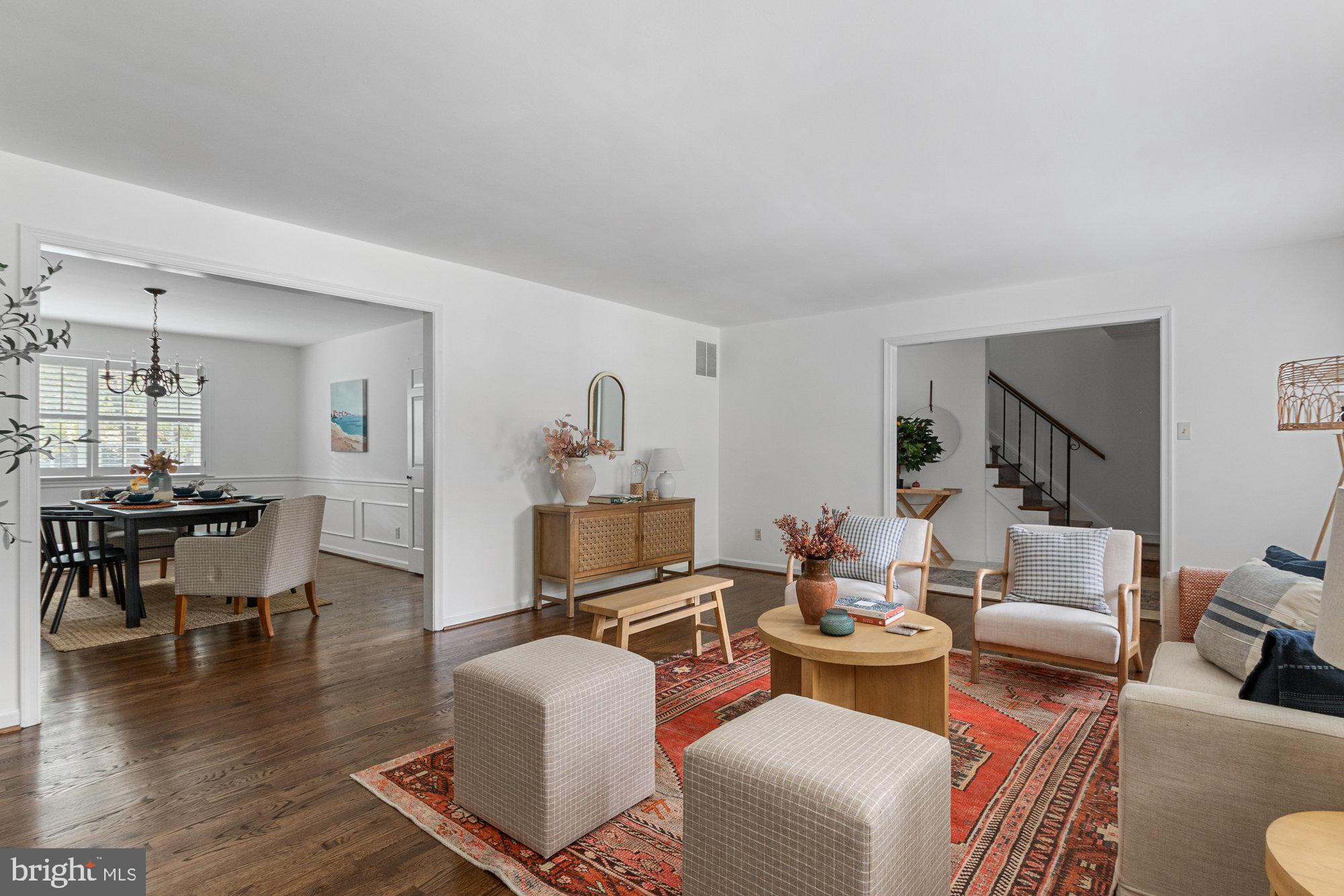1229 Kensington Road McLean, VA 22101 - Photo 4 of 55 Gallery Image 4