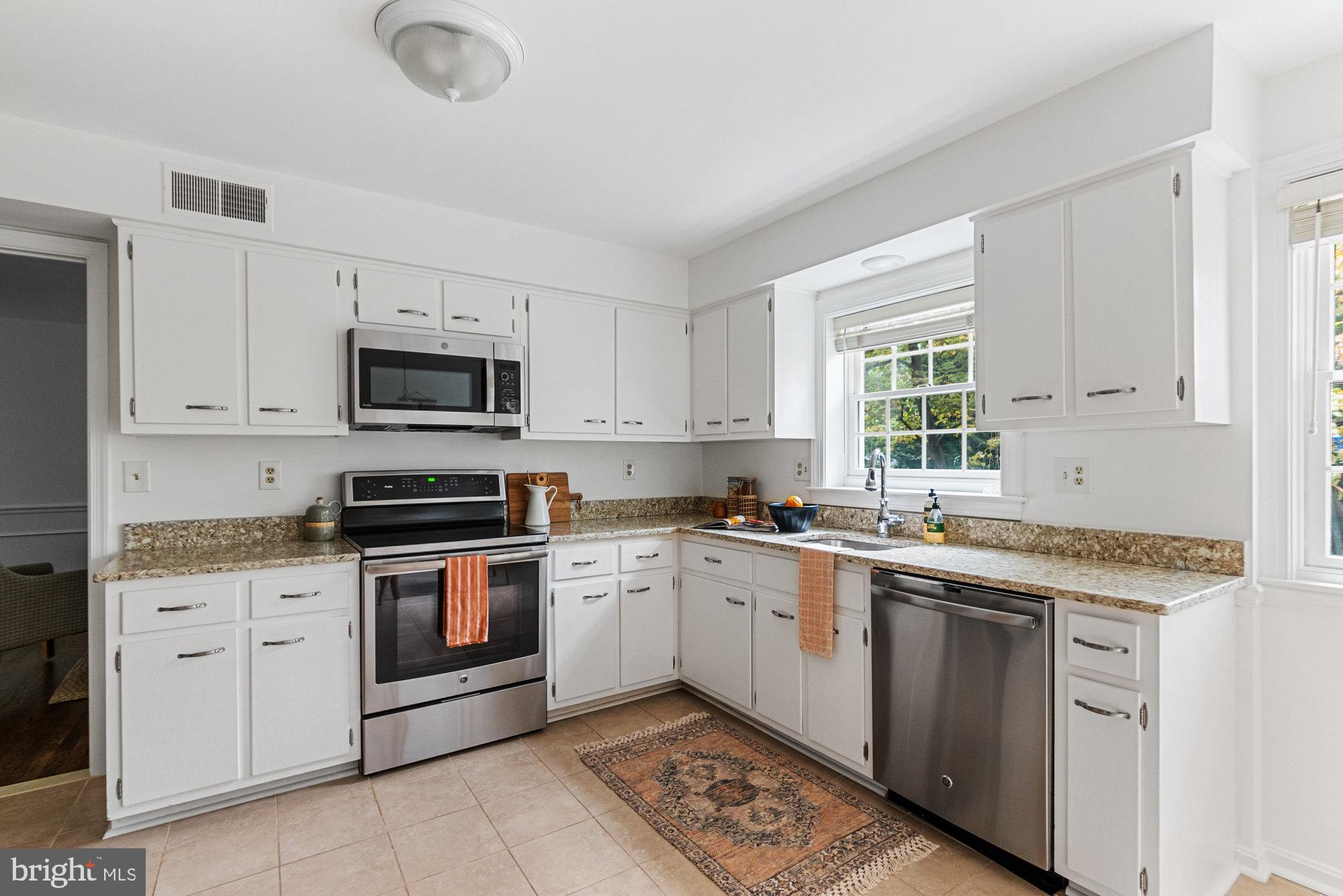 1229 Kensington Road McLean, VA 22101 - Photo 35 of 55 Gallery Image 35