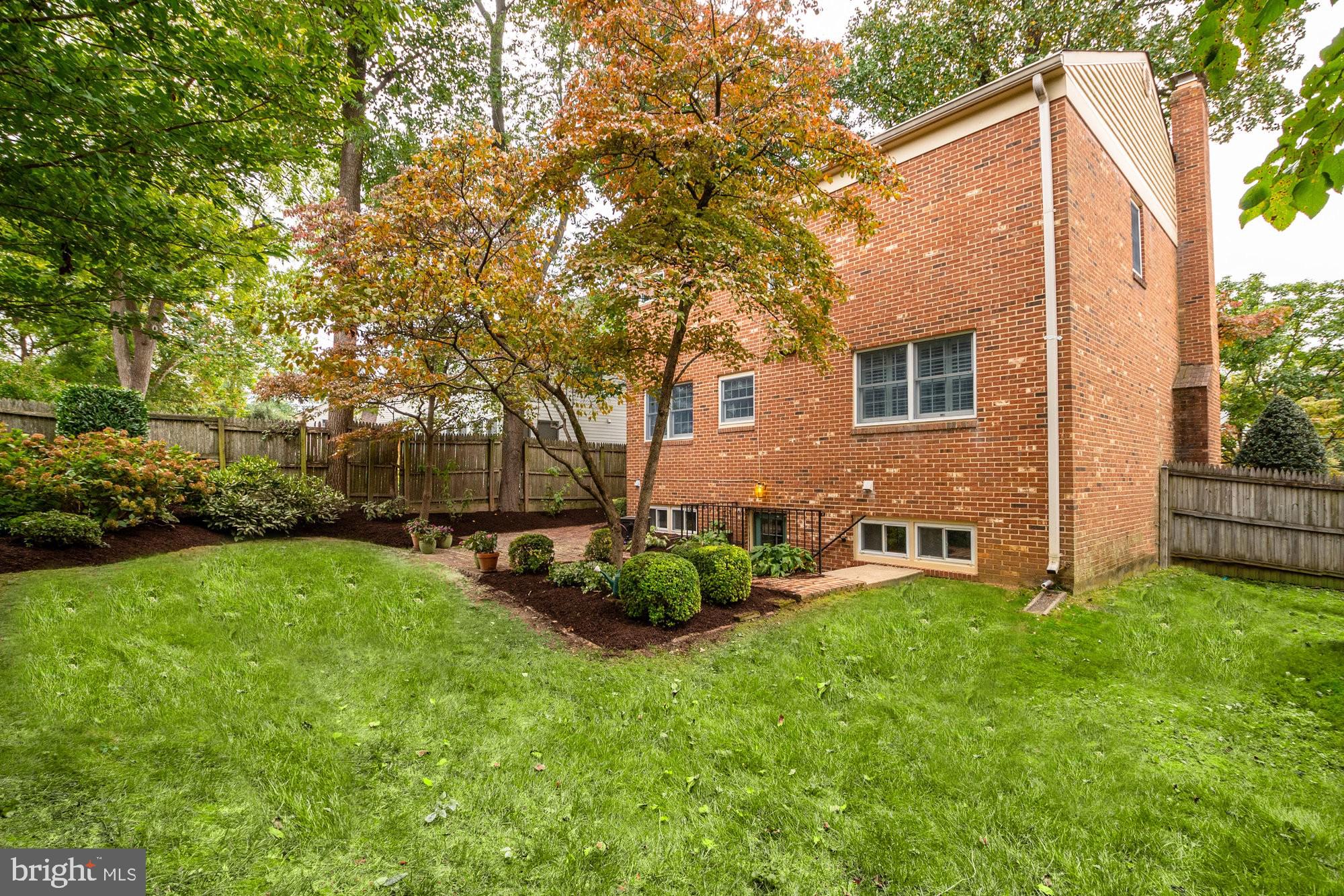 1229 Kensington Road McLean, VA 22101 - Photo 51 of 55 Gallery Image 51