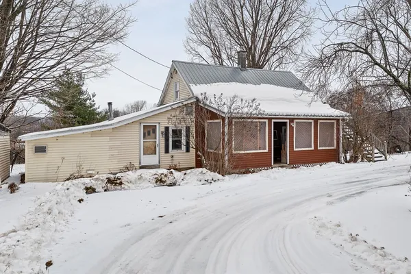 $225,000 | 779 Brigham Road, St. Albans Town, VT 05478