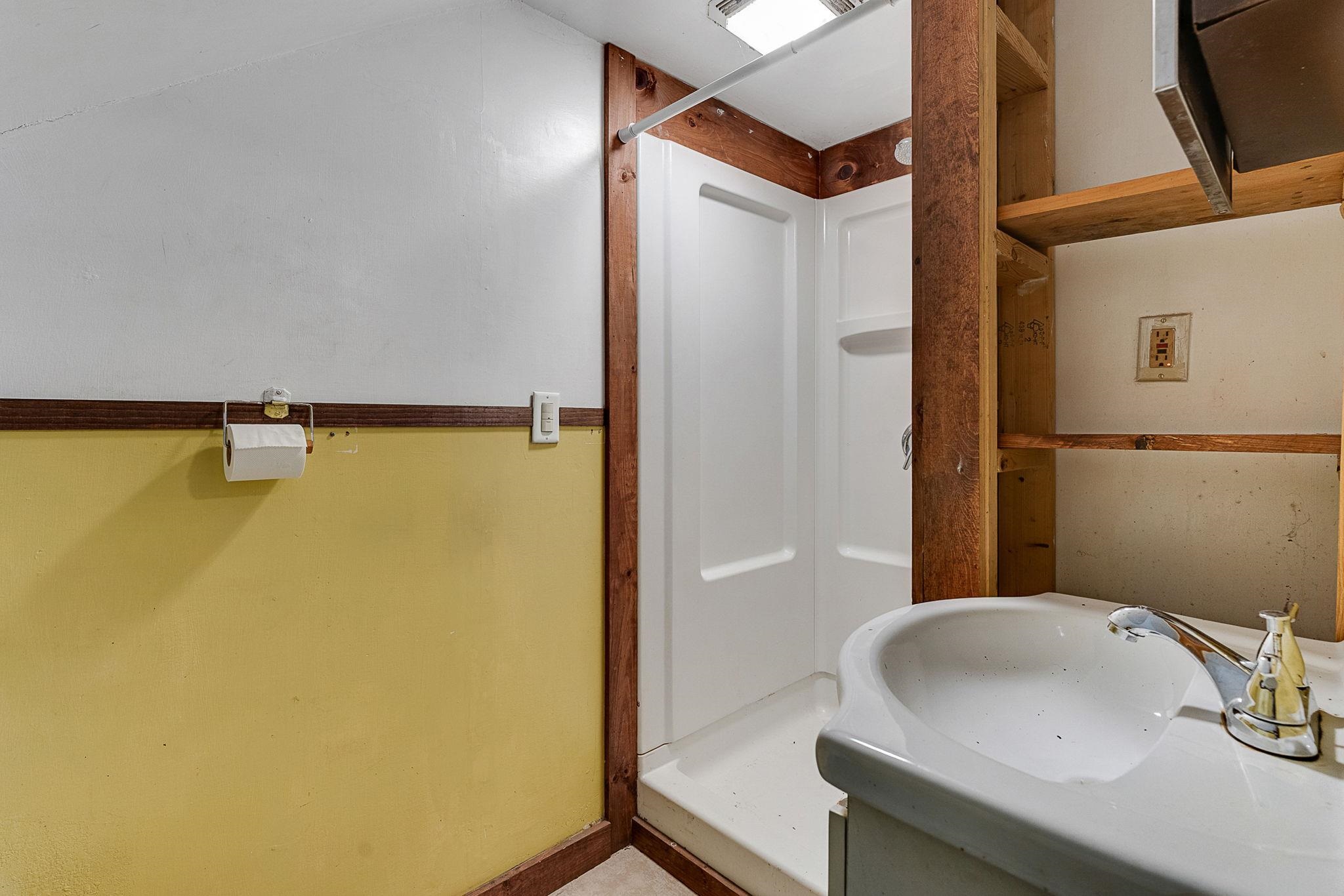 779 Brigham Road St. Albans Town, VT 05478 - Photo 29 of 40