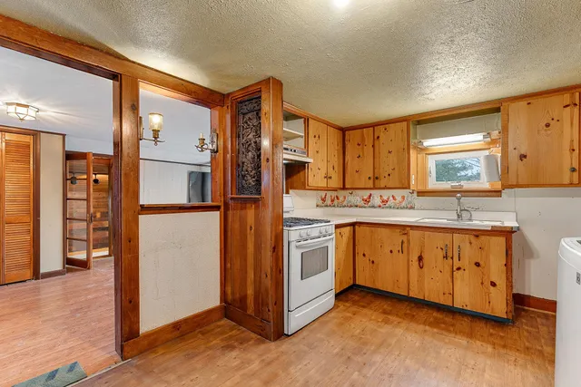 $239,000 | 779 Brigham Road, St. Albans Town, VT 05478