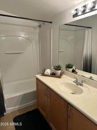 $262,000 | 2264 East Huntington Drive, Phoenix, AZ 85040