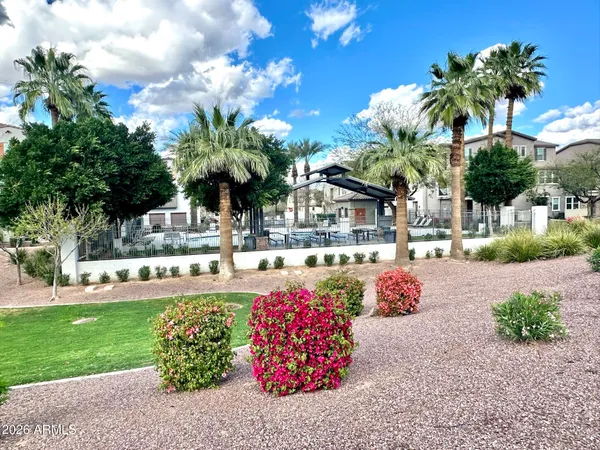 $262,000 | 2264 East Huntington Drive, Phoenix, AZ 85040