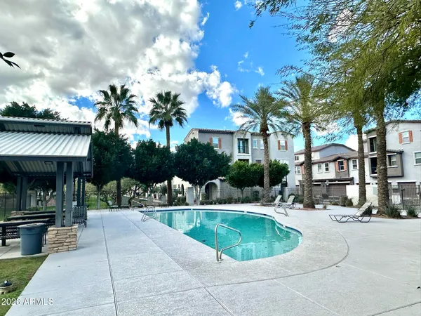$262,000 | 2264 East Huntington Drive, Phoenix, AZ 85040